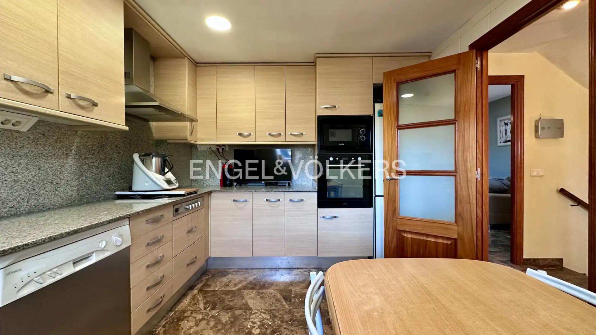 Adosado con terraza en venta en Carrer Berna 35, imagen 10