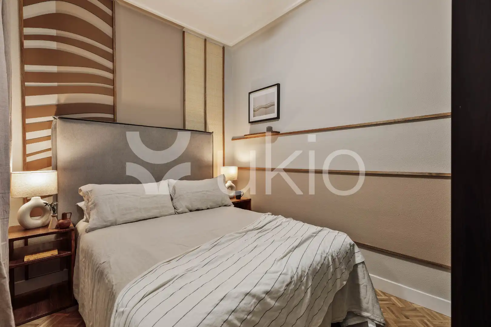 Habitación de Apartamento de alquiler en Barcelona con Aire acondicionado, Calefacción y Amueblado