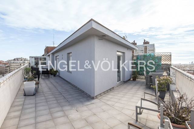 Ático en Alquiler en La Salut