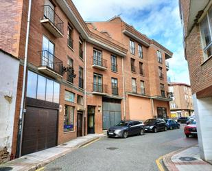 Vista exterior de Pis en venda en Carrión de los Condes