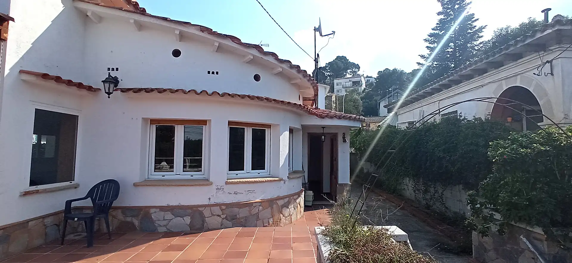 Vista exterior de Casa o xalet en venda en Cerdanyola del Vallès amb Calefacció i Terrassa