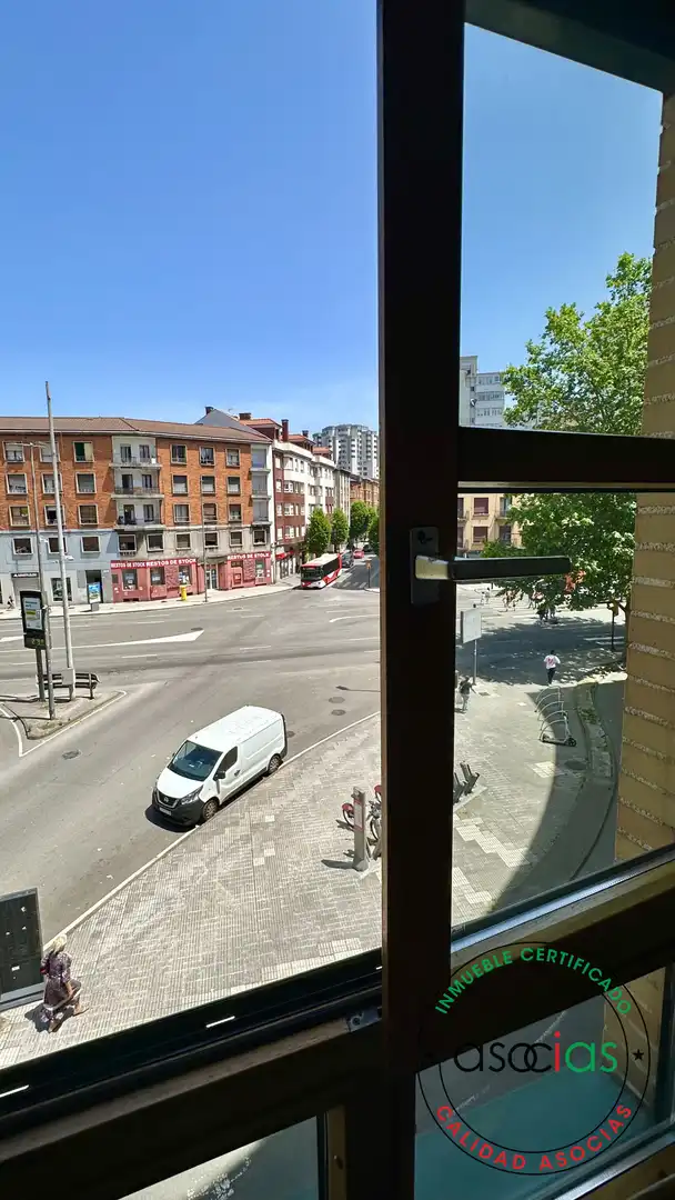 Vista exterior de Piso en venta en Gijón  con Calefacción