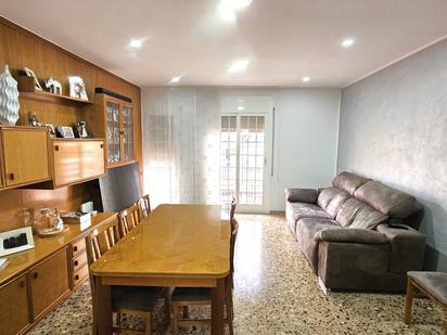 Living room of Flat for sale in Sabadell  with Air Conditioner, Heating and Furnished