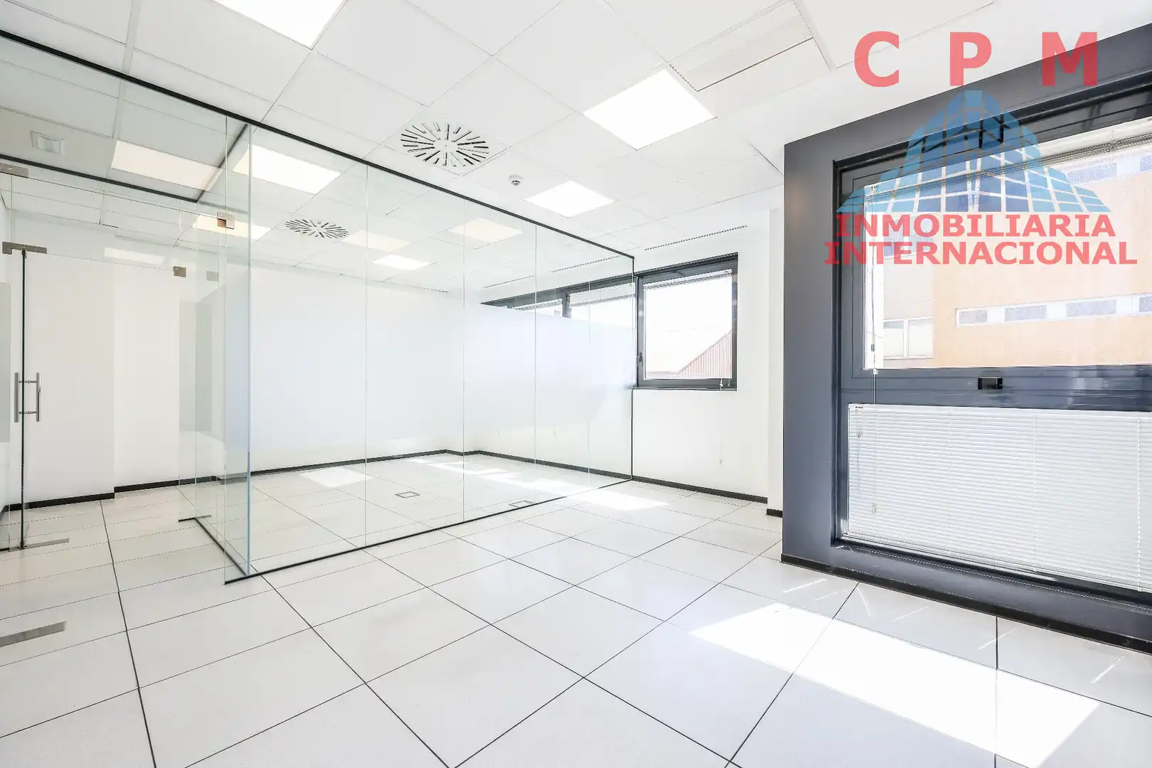 Büro zur Miete in Madrid mit Klimaanlage und Heizung