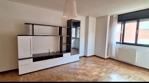 Foto 3 de Piso de alquiler en N/a, Llano, Gijón