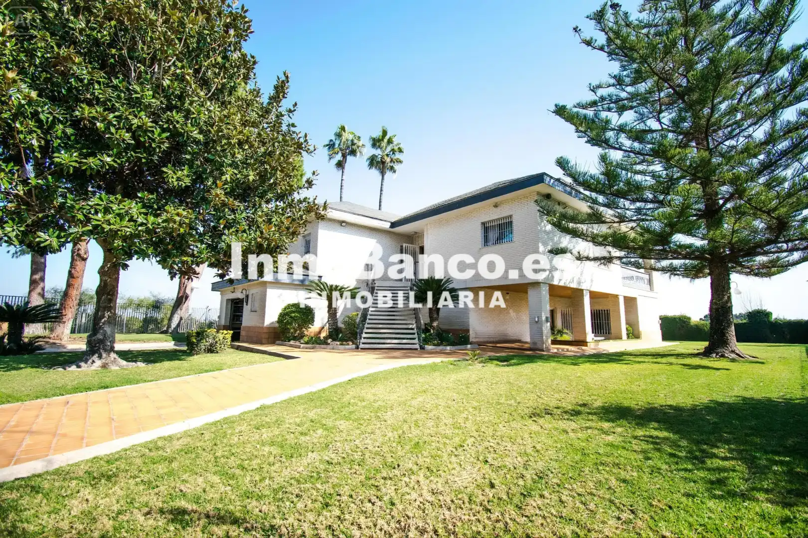 Vista exterior de Casa o chalet en venta en Chiva con Aire acondicionado, Calefacción y Jardín privado