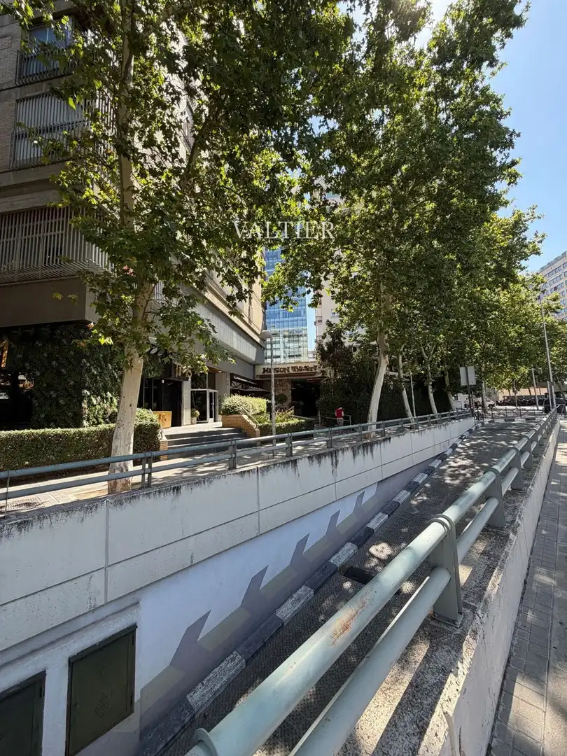 Vista exterior de Piso de alquiler en Madrid con Aire acondicionado y Terraza