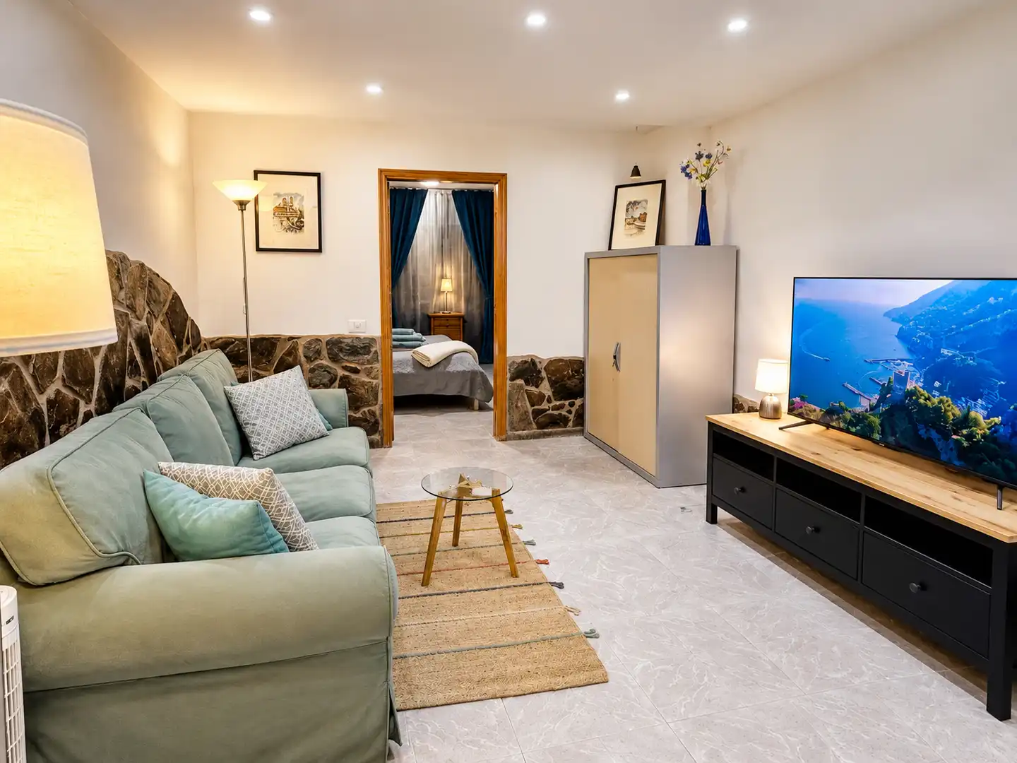 Sala d'estar de Casa o xalet en venda en San Bartolomé de Tirajana amb Aire condicionat, Jardí privat i Terrassa