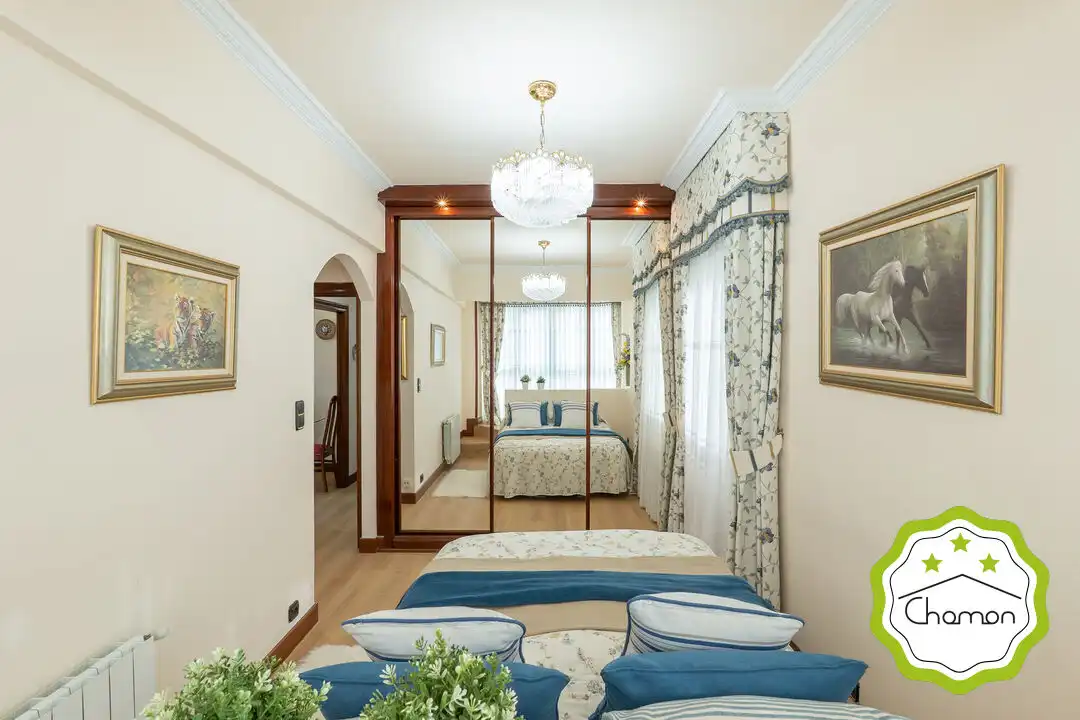 Schlafzimmer von Wohnung zum Verkauf in Bilbao  mit Heizung und Privatgarten