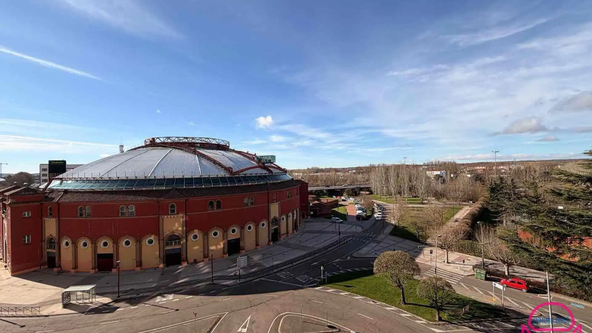 Exterior view of Flat for sale in León Capital   with Heating and Terrace