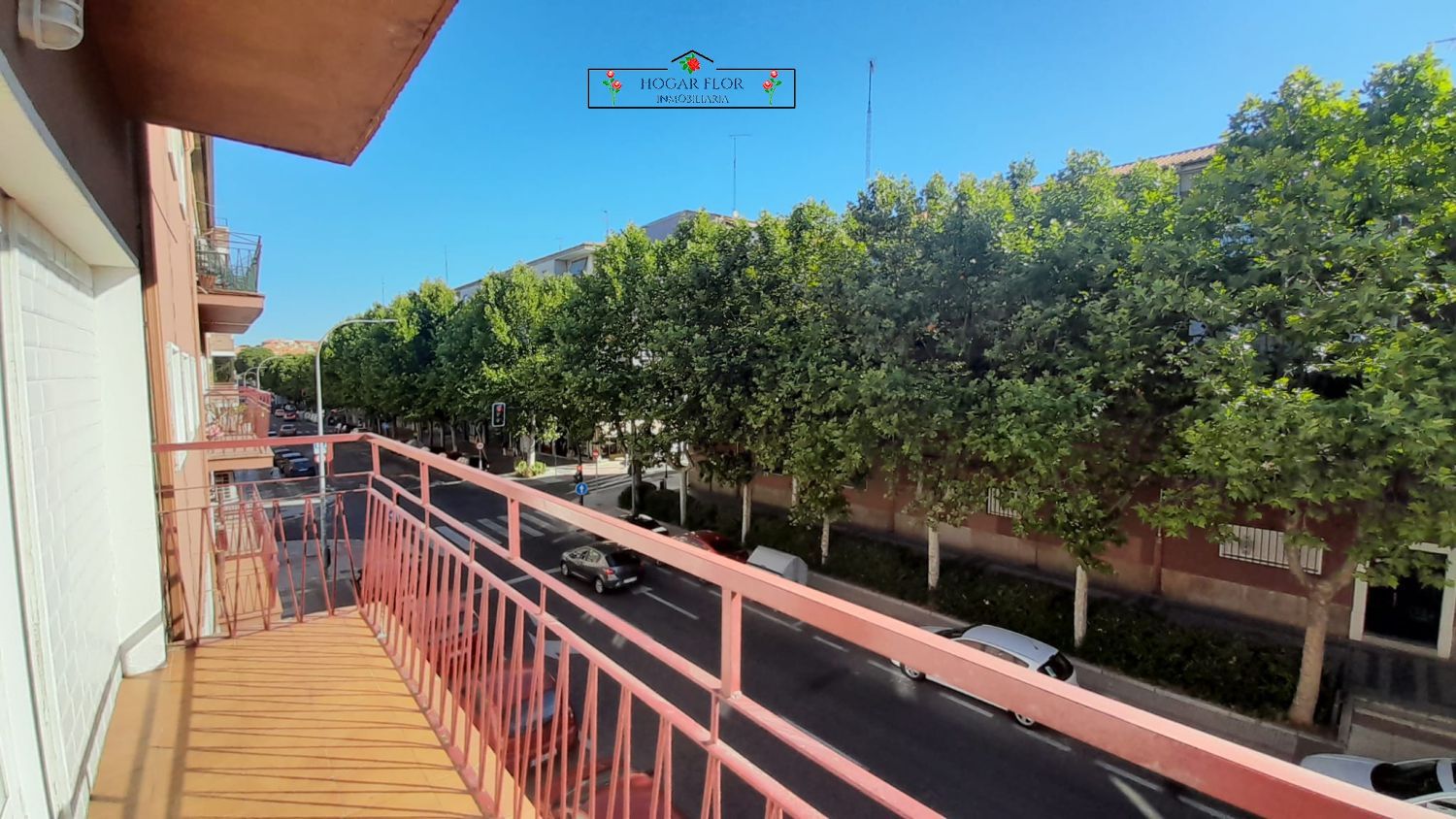 Vista exterior de Pis en venda en Salamanca Capital amb Calefacció, Terrassa i Balcó