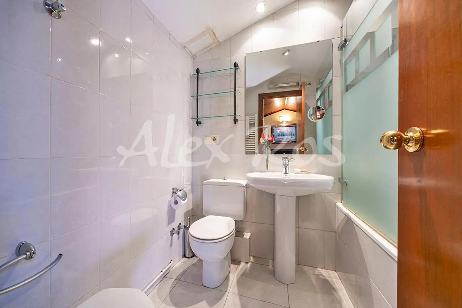 Bathroom of Attic for sale in Puigcerdà  with Heating and Terrace