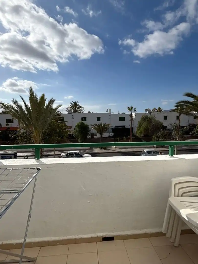 Vista exterior de Piso de alquiler en Arona con Piscina comunitaria