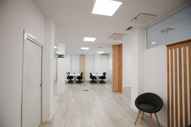 Local comercial en Alquiler en Calle de Teruel, 3 en Estación