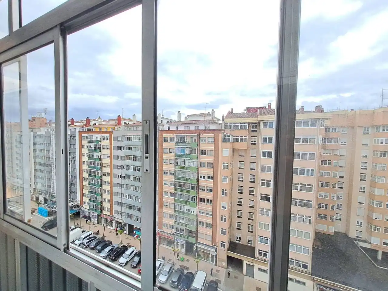 Vista exterior de Piso en venta en Burgos con Calefacción y Terraza