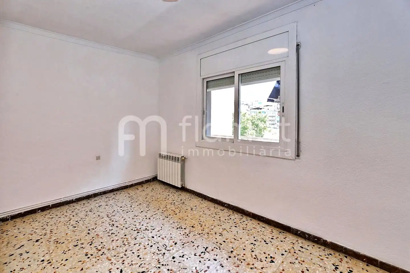 Bedroom of Flat for sale in Sabadell