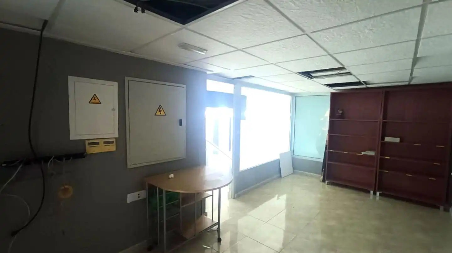 Business premises for sale in Doctor Artero Guirao, imagen 27