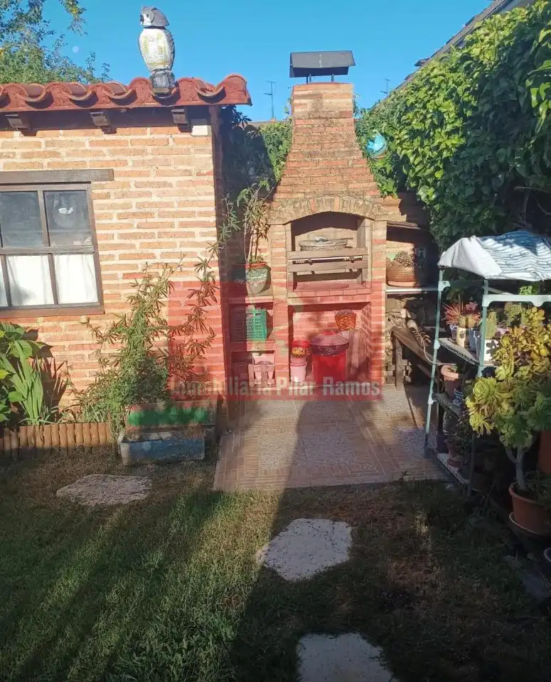 Terrassa de Casa o xalet en venda en San Andrés del Rabanedo amb Calefacció, Jardí privat i Terrassa