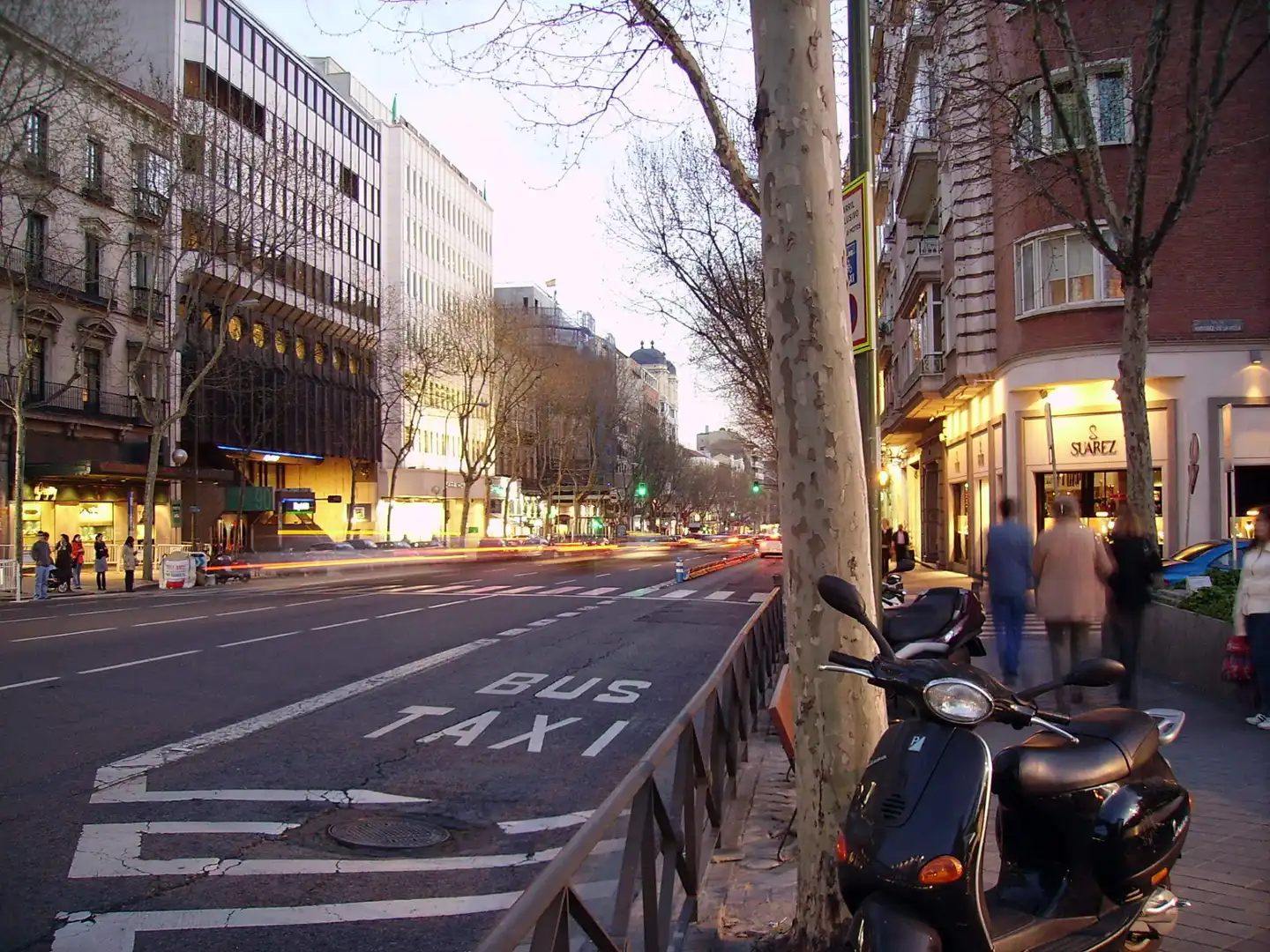 Exterior view of Commercial properties for sale in Madrid  with Furnished