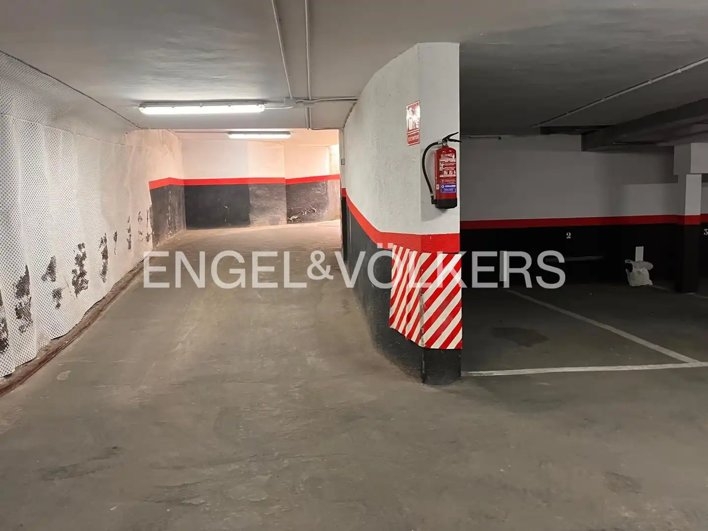 Parking de Piso de alquiler en Madrid con Calefacción