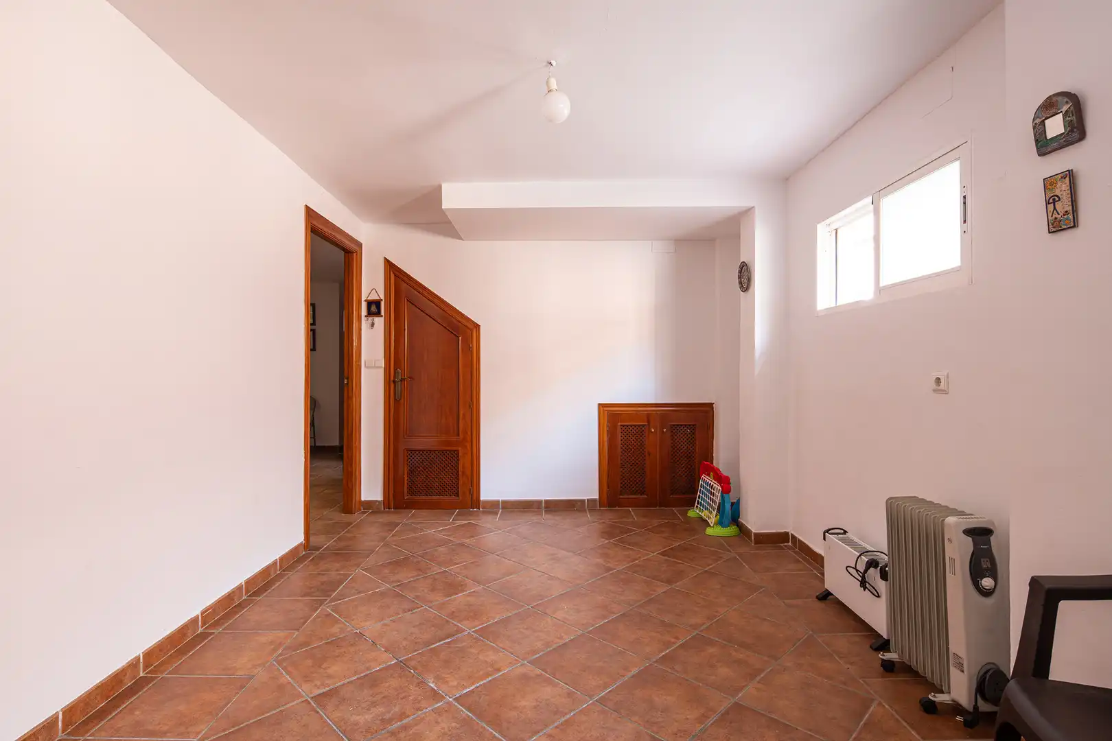 Casa adosada en venda en Huétor Vega amb Aire condicionat, Jardí privat i Terrassa