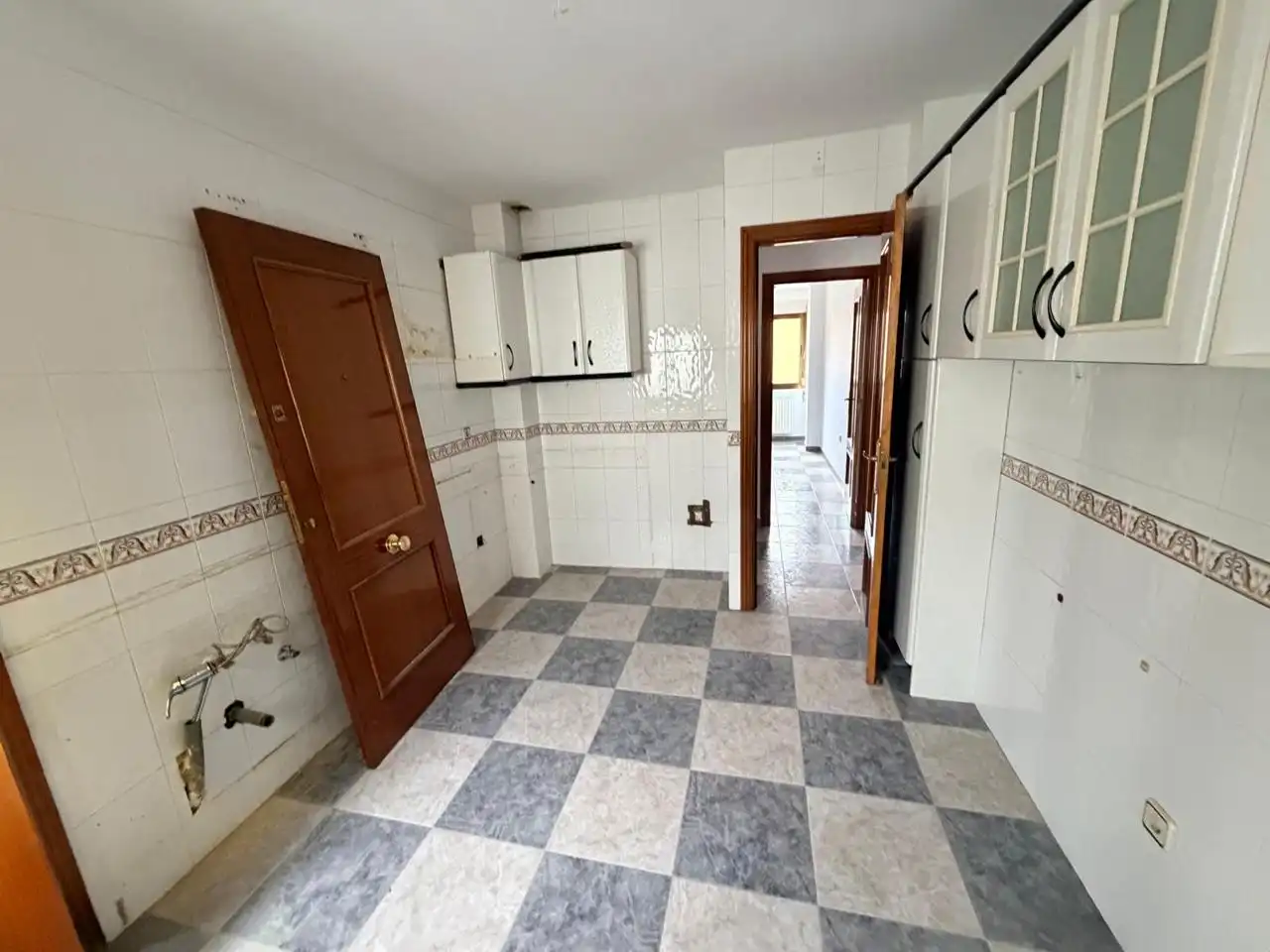 Cocina de Piso en venta en Arcas del Villar con Calefacción, Trastero y Balcón