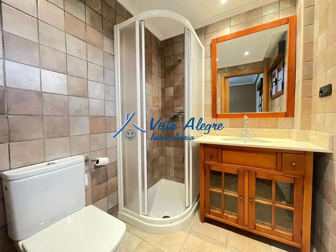 Baño de Casa o chalet en venta en San Vicente de la Sonsierra con Calefacción, Jardín privado y Terraza