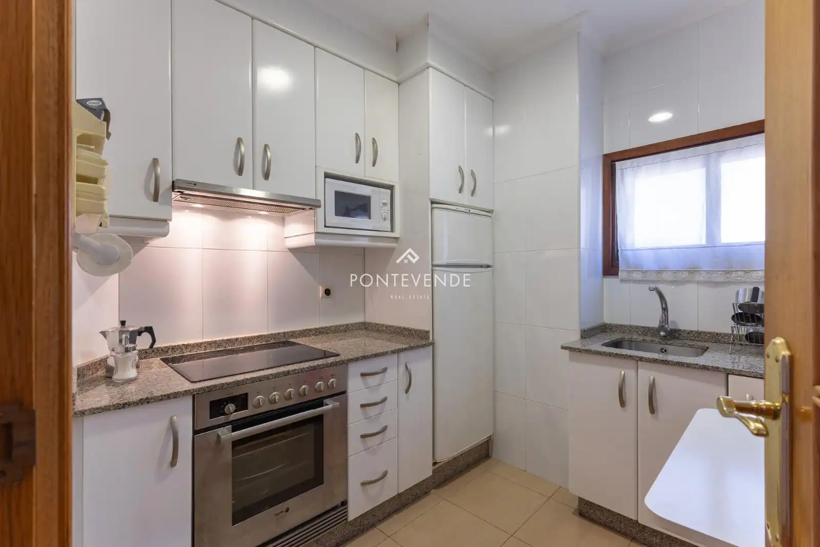 Cocina de Piso en venta en Bueu con Terraza