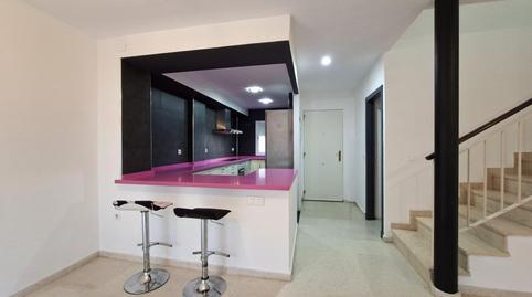 Foto 2 de Casa adosada en venda a Umbrete, Sevilla