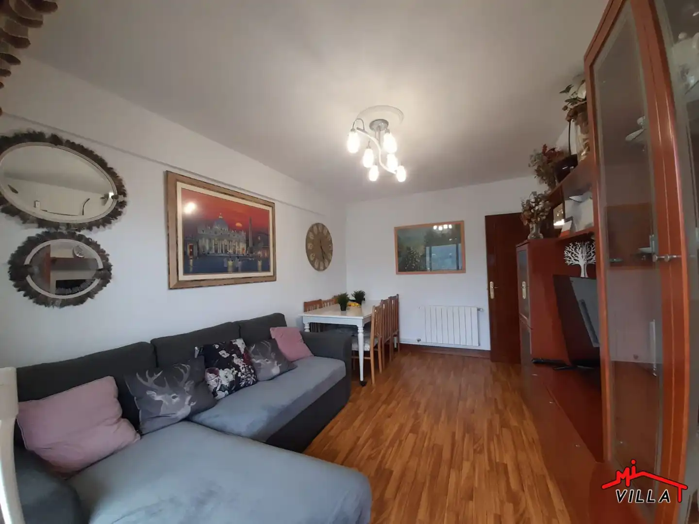 Sala d'estar de Pis de lloguer en Laredo amb Calefacció, Moblat i Balcó