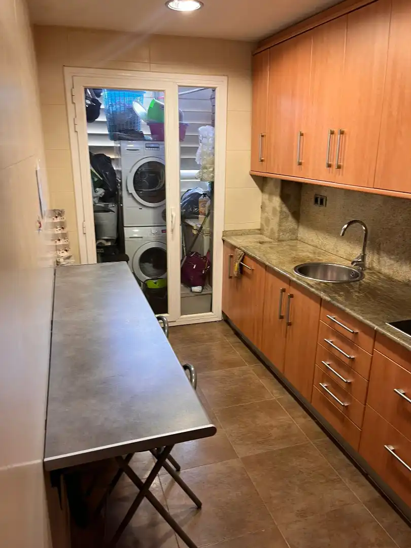 Cocina de Piso en venta en Lleida con Calefacción, Parquet y Amueblado