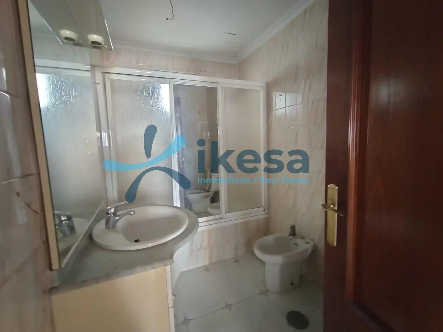 Bathroom of Apartments for sale in Villa del Río