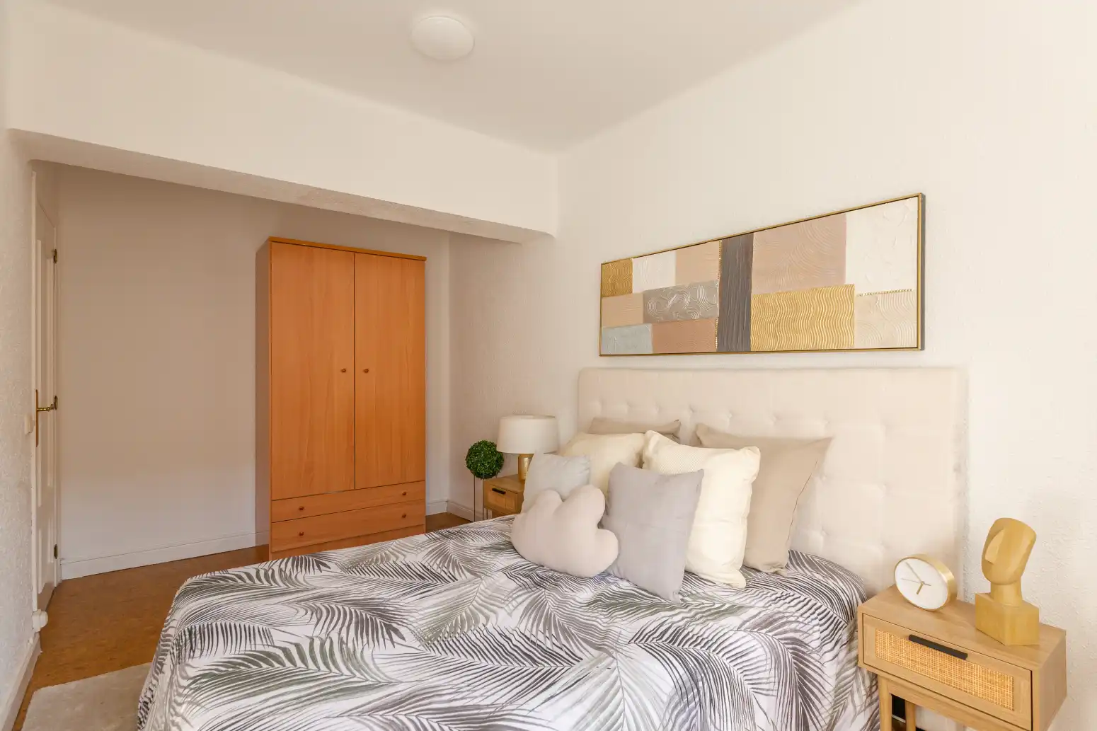 Schlafzimmer von Wohnung zum Verkauf in  Pamplona / Iruña mit Heizung und Balkon