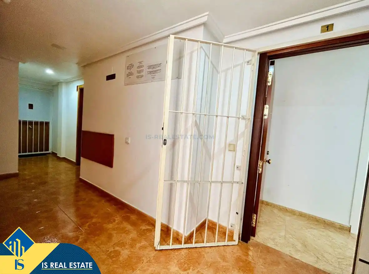 Apartamento con ascensor en venta en Centro, imagen 2