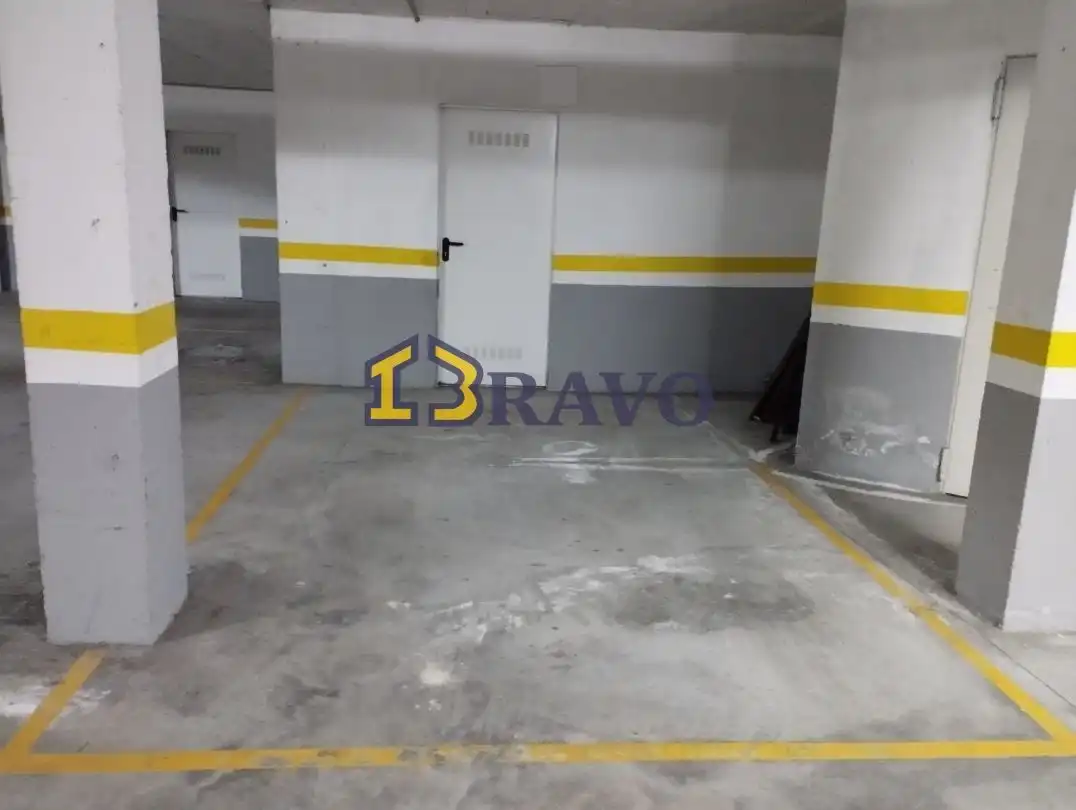 Parkplatz von Wohnung zur Miete in Medina de Pomar mit Heizung und Abstellraum