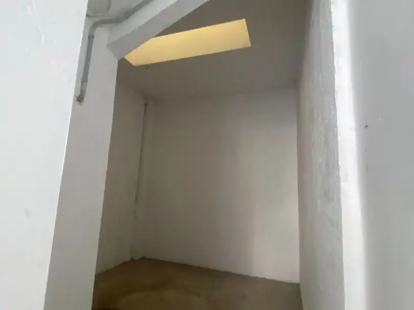 Traster de lloguer en  Pamplona / Iruña
