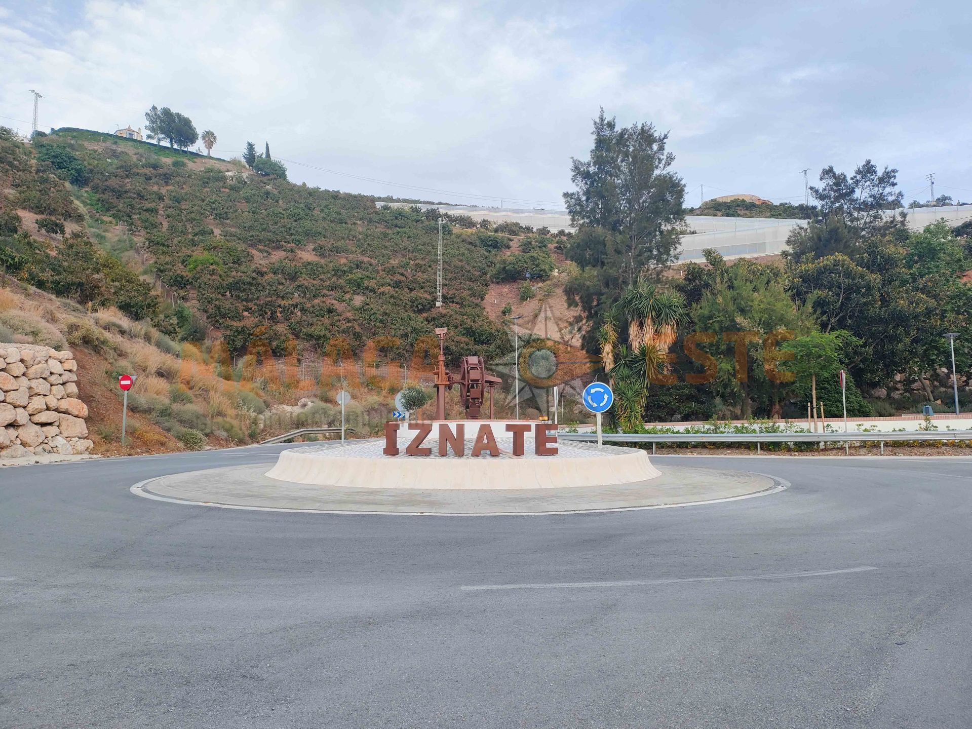 Vista exterior de Finca rústica en venda en Iznate amb Terrassa