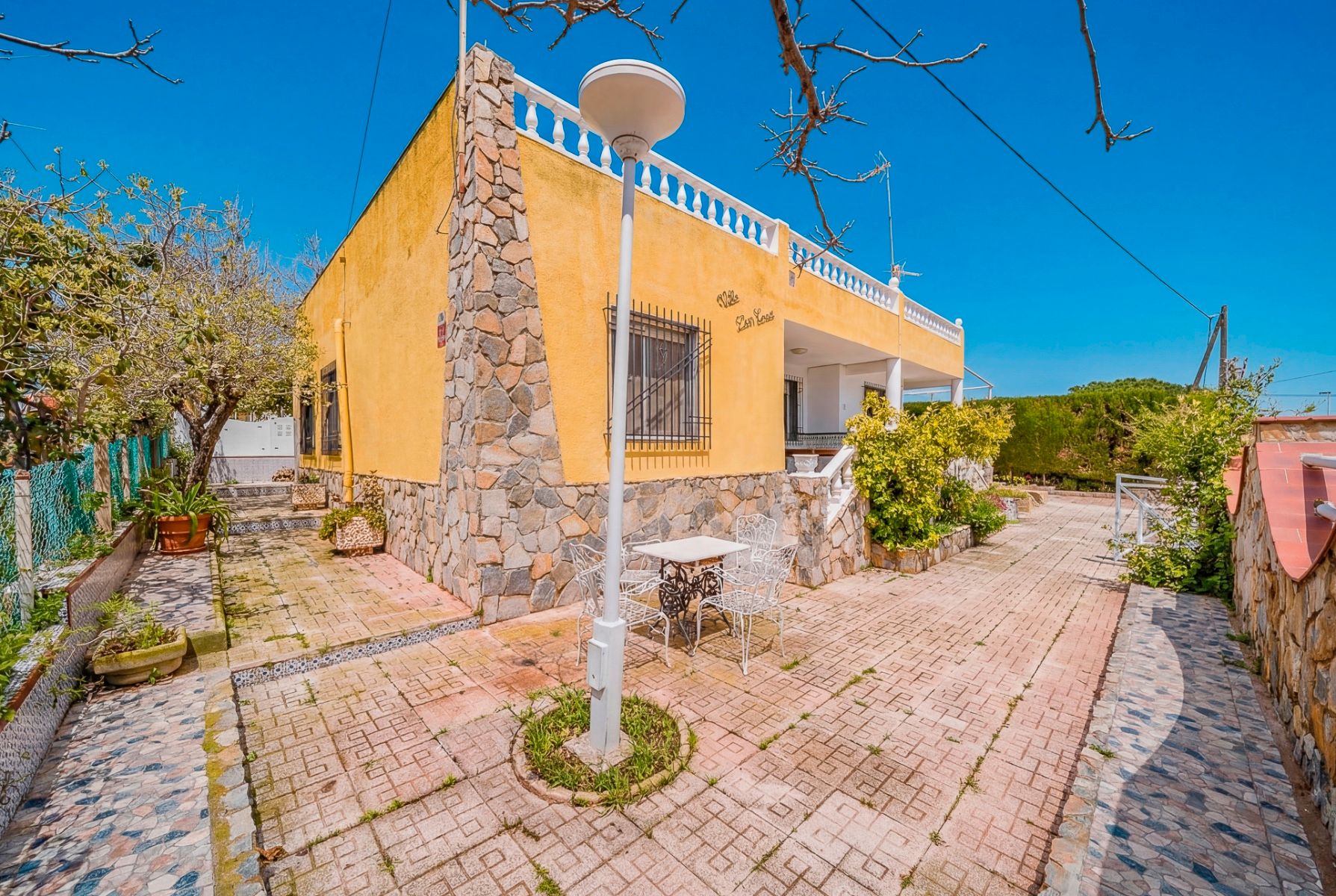 Vista exterior de Casa o chalet en venta en Cartagena con Aire acondicionado y Trastero