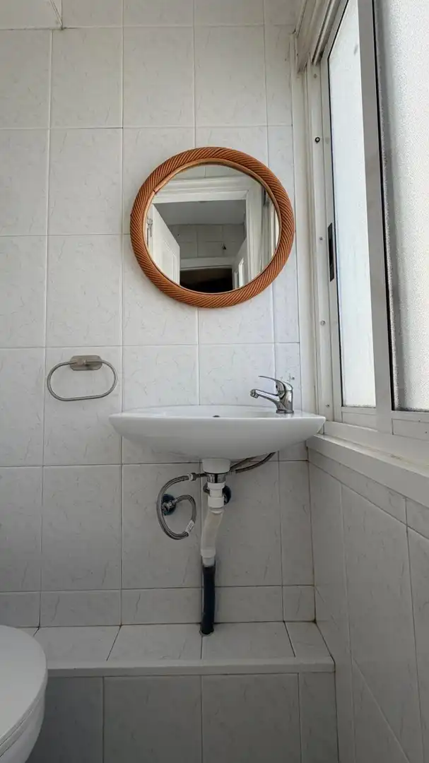 Badezimmer von Wohnung zur Miete in Ferrol mit Möbliert und Internet