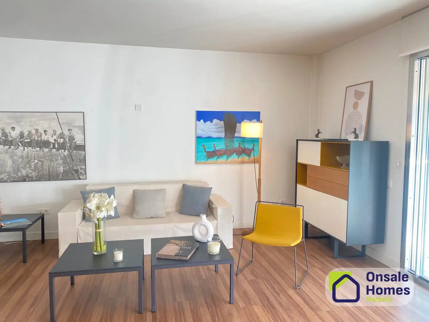 Wohnzimmer von Wohnung zum Verkauf in Marbella mit Klimaanlage, Terrasse und Abstellraum