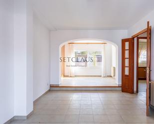 Living room of Single-family semi-detached for sale in Pineda de Mar  with Air Conditioner, Heating and Terrace