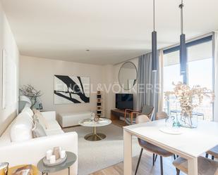 Living room of Apartment for sale in  Madrid Capital  with Air Conditioner, Heating and Terrace