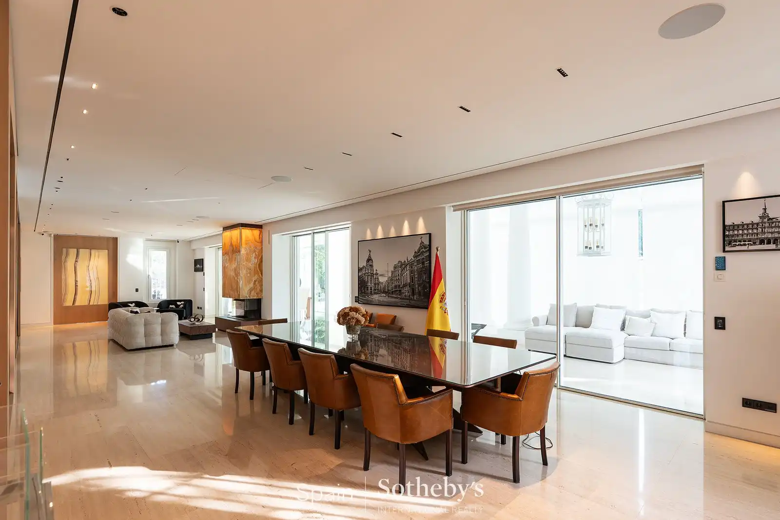 Comedor de Casa o chalet en venta en Pozuelo de Alarcón con Aire acondicionado, Jardín privado y Terraza