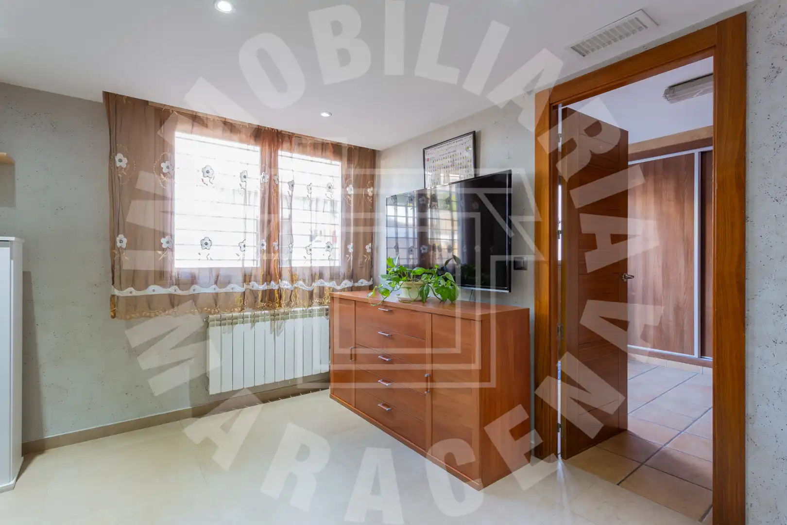 Casa adosada en venta en Maracena