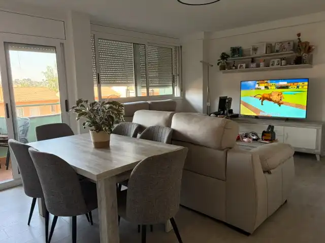 Sala de estar de Piso en venta en Esparreguera con Aire acondicionado, Calefacción y Parquet
