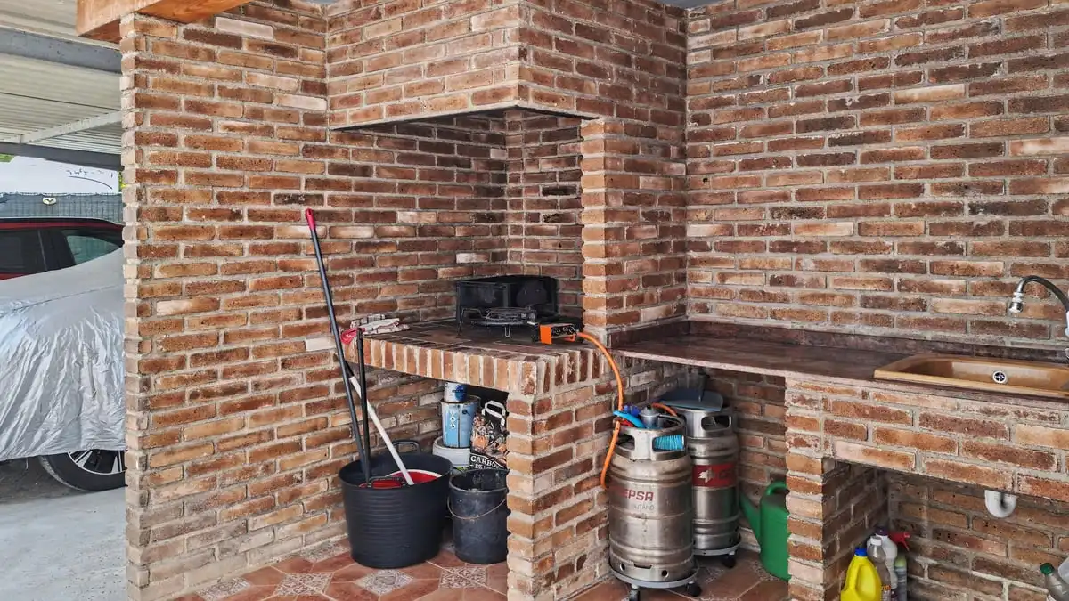 Kitchen of Houses for sale in Oliva  with Air Conditioner, Heating and Private garden