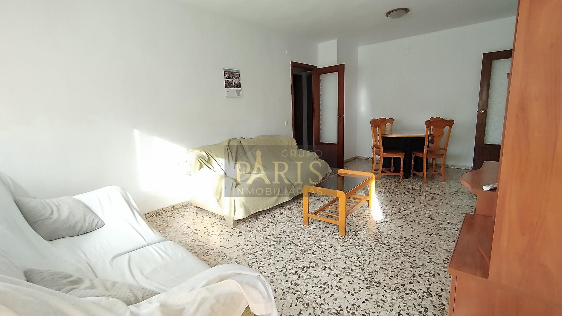 Sala d'estar de Pis de lloguer en Cartagena amb Moblat i Balcó
