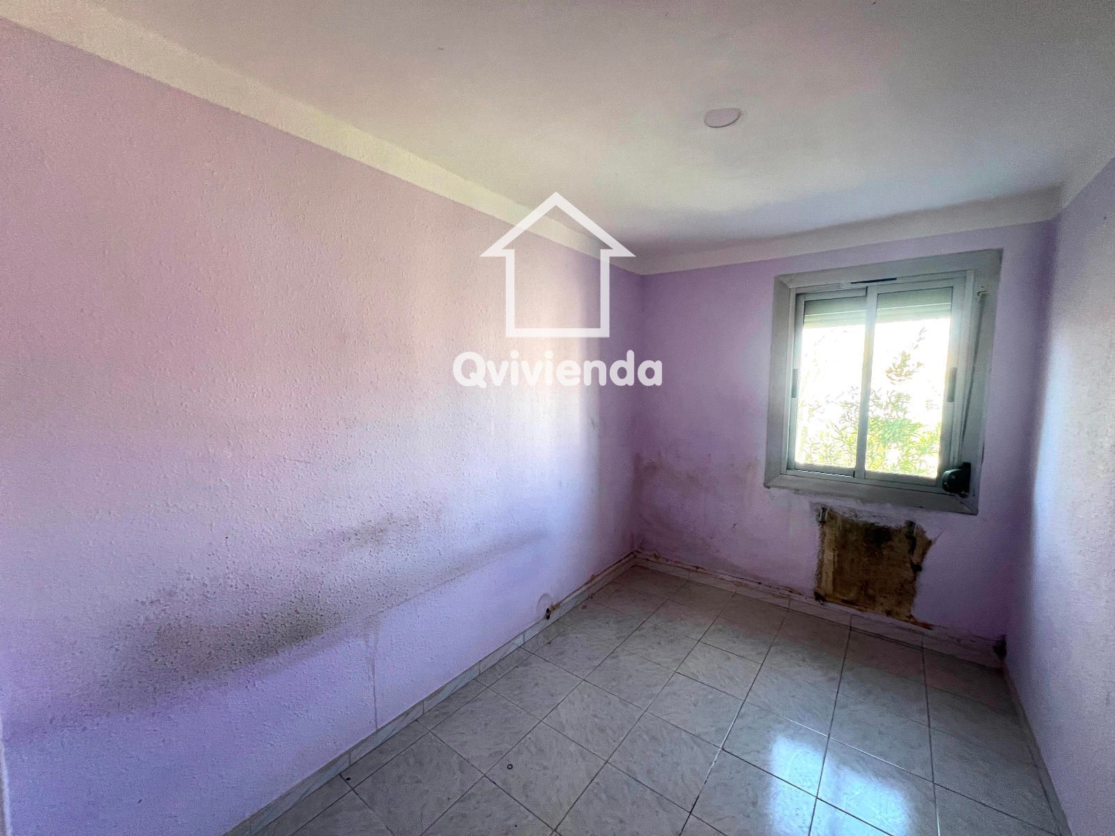 Dormitori de Pis en venda en Sabadell