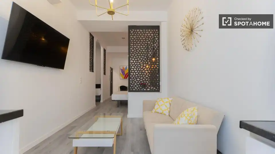 Living room of Flat for rent in Valencia  with Air Conditioner, Heating and Furnished