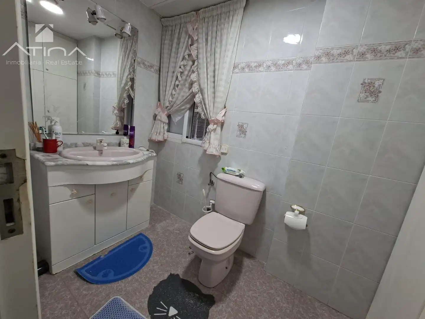 Badezimmer von Haus oder Chalet zum Verkauf in Gandia mit Klimaanlage, Privatgarten und Terrasse
